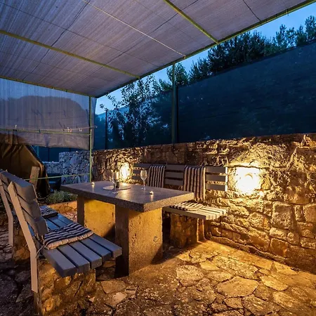 Kristijan & Jelena - Pool, Jacuzzi, Playground Apartment