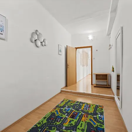 Apartament In With Pool & Jacuzzi